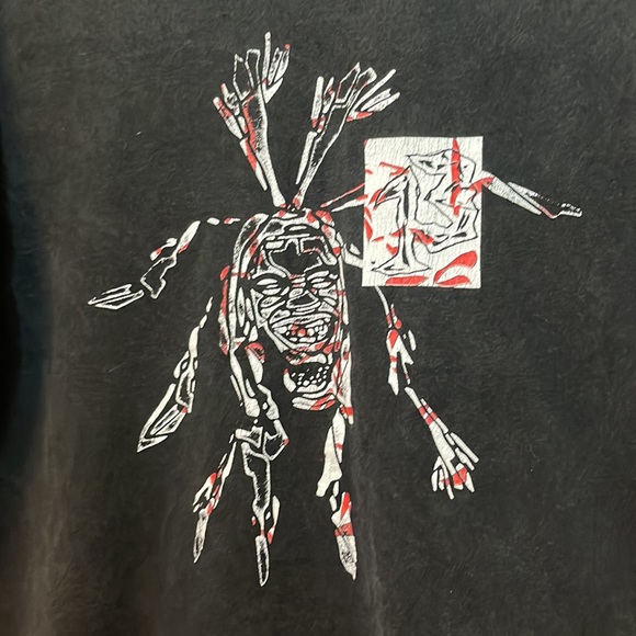 Shrunken head 13 graphic T-shirt - Picture 2 of 5